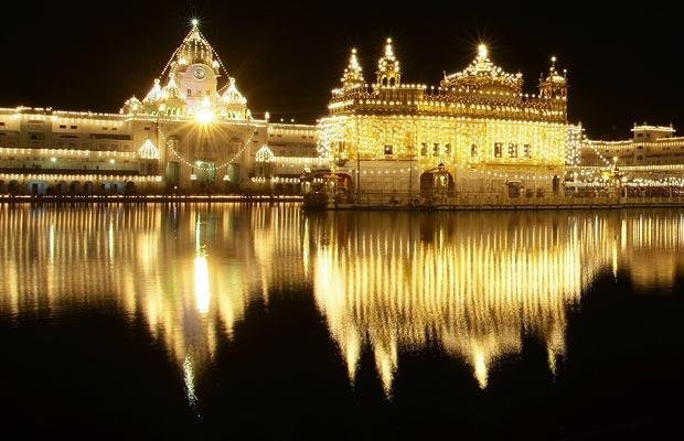 Golden Temple in Night