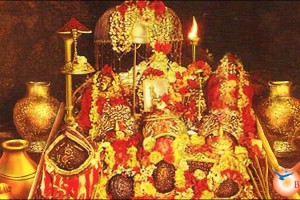 Vaishano Devi Darshan with Kashmir Sightseeing Package From Greenland Journey