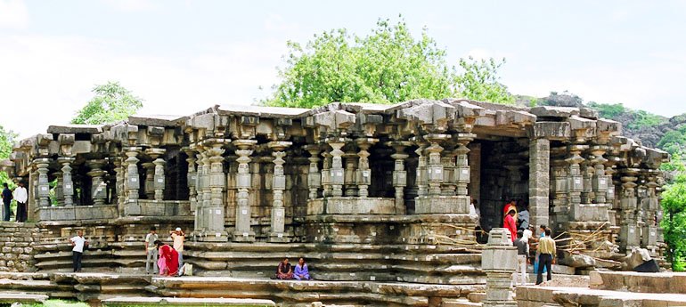 1000 pillars temple warangal