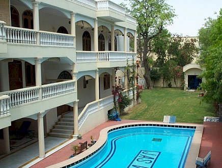 2 Nights Hotel Red Fox Package In Jaipur Rs 6999 Travel