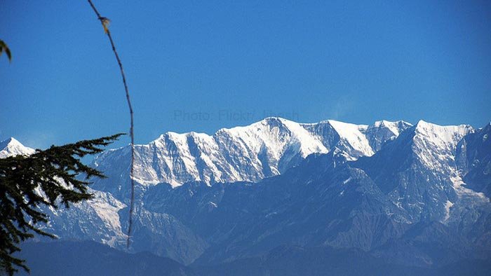 Panoramic-view-of-the-Himalayas-from-Kausani