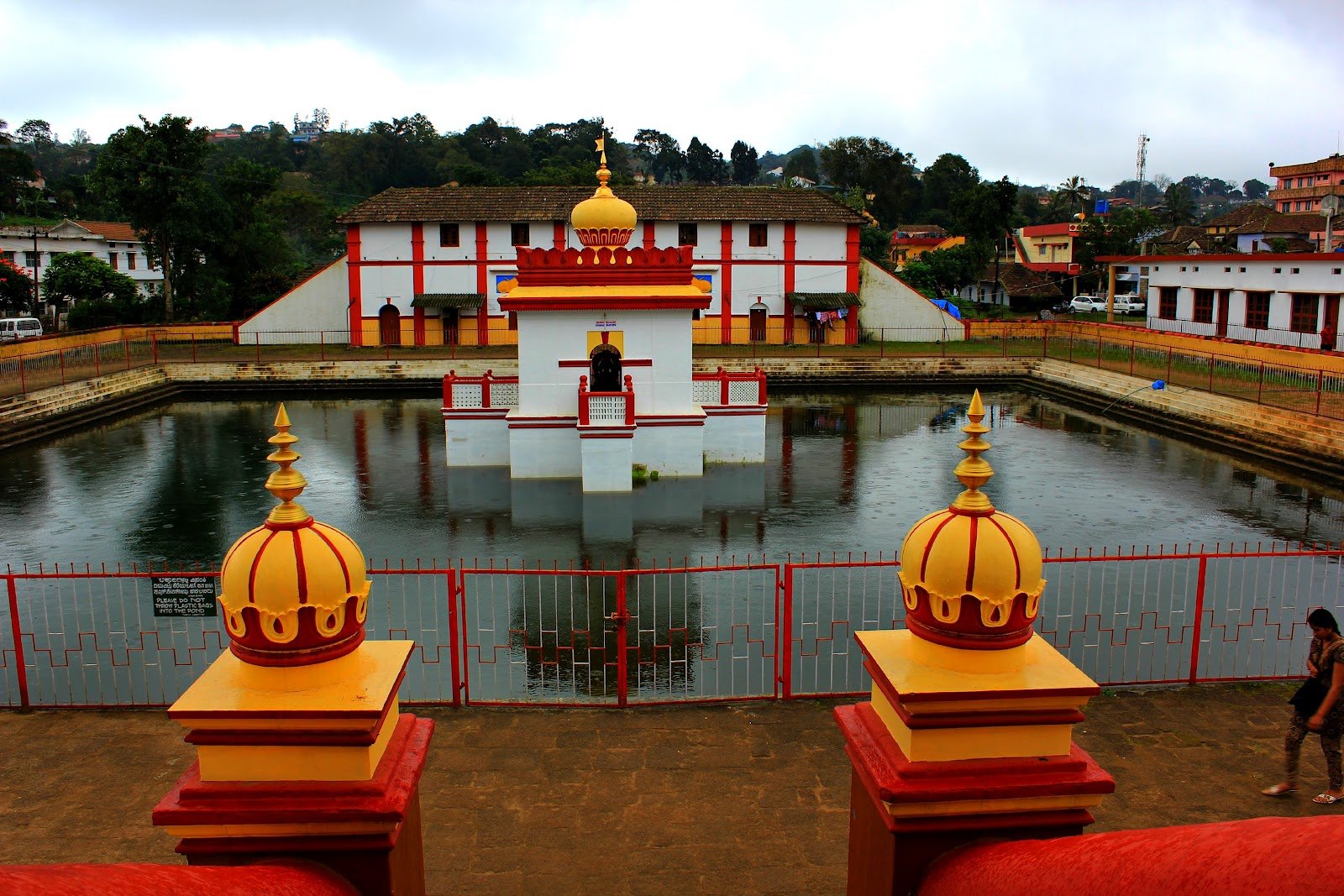 omkareshwara temple madikere