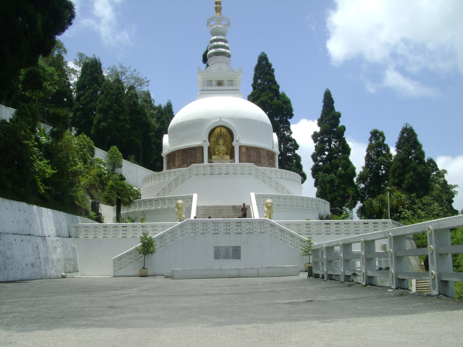 japanese-peace-pagoda (1)