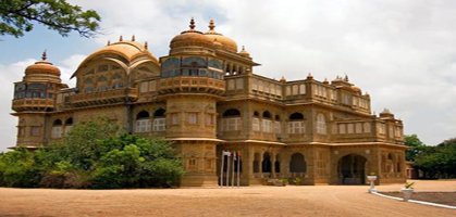 Naulakha palace