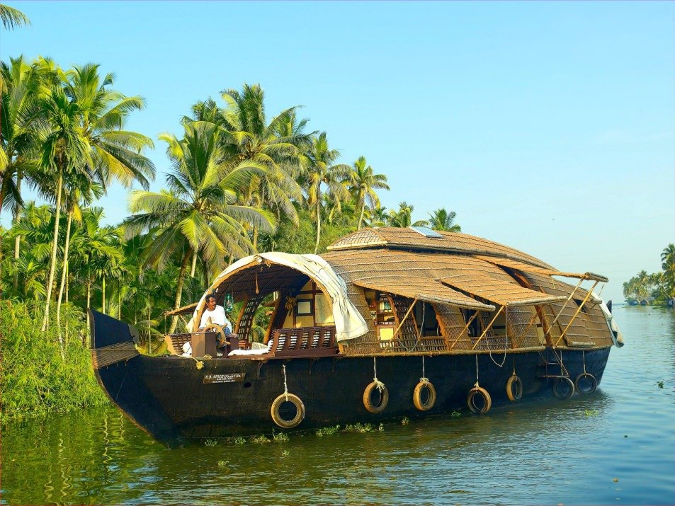 Discover Kerala Tour Package With IRCTC Tourism Travel Package Deals