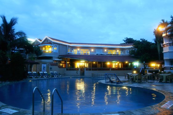 Hotel Whispering Palm Beach Resort
