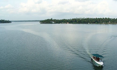 Ashtamudi Lake