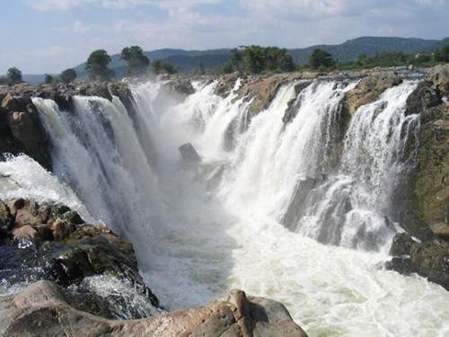 Hogenakkal Falls