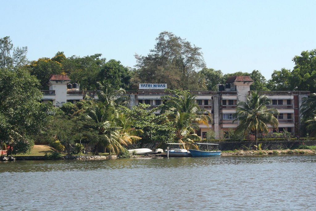 Kollam Yatri Niwas