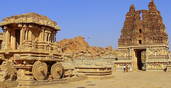 Temple vehicle and Entrance tower in vitthala tempel hampi