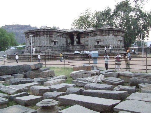 Orugallu warangal pillars temple